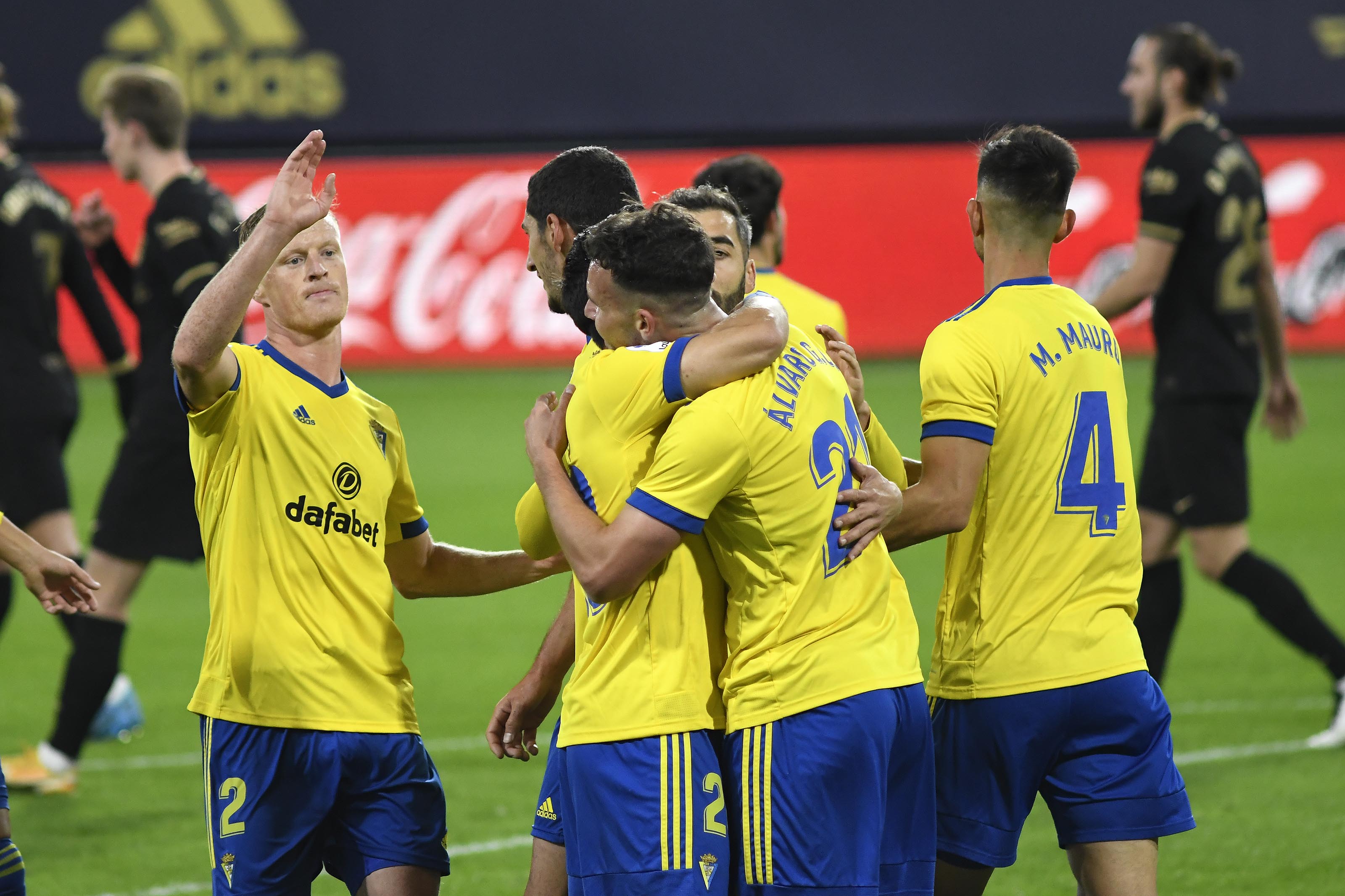 足球直播高清在线直播833_(833足球直播在线直播观看免费)