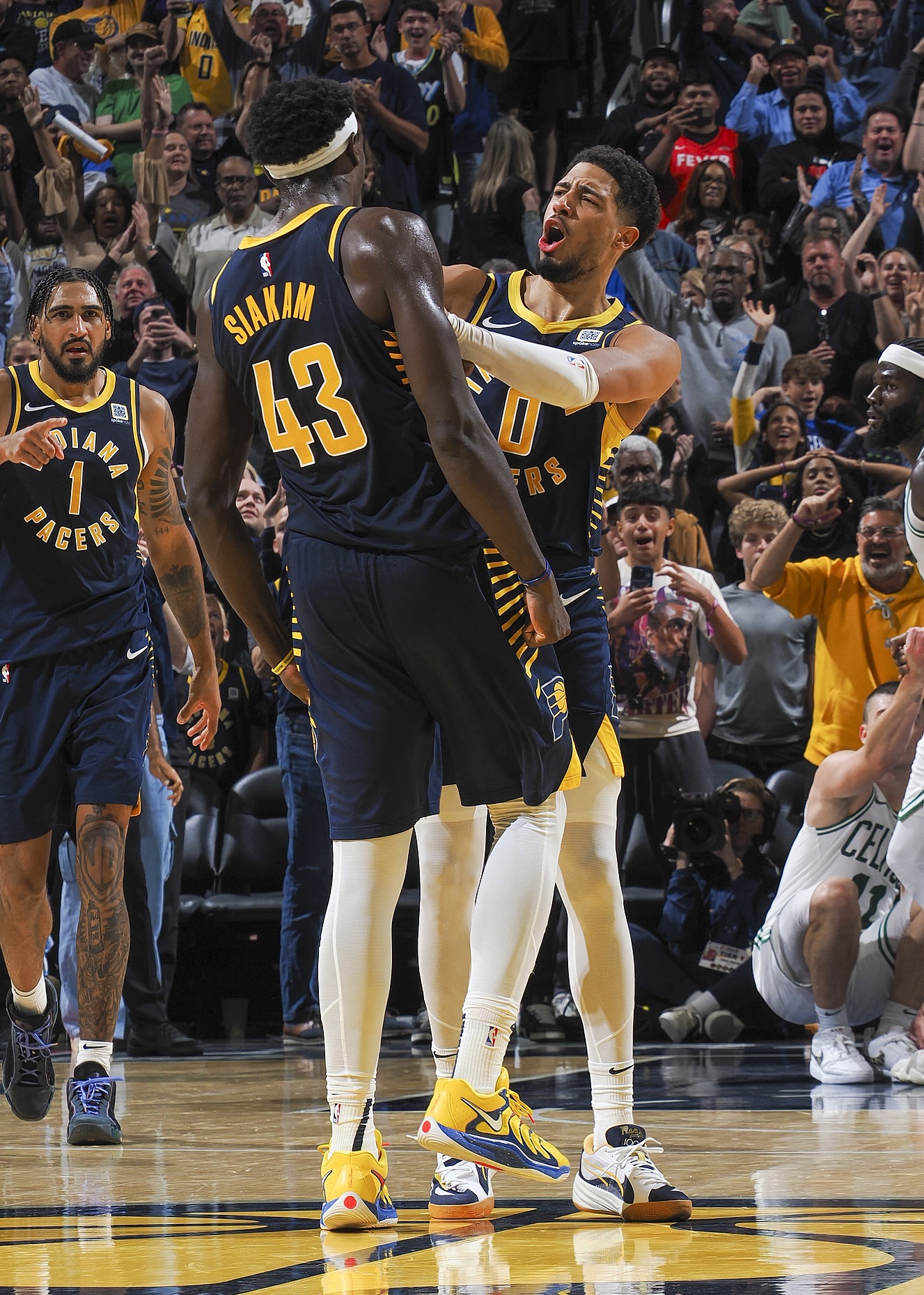 nba全场回放在哪里看_(nba全程回放在哪可以看)  第1张