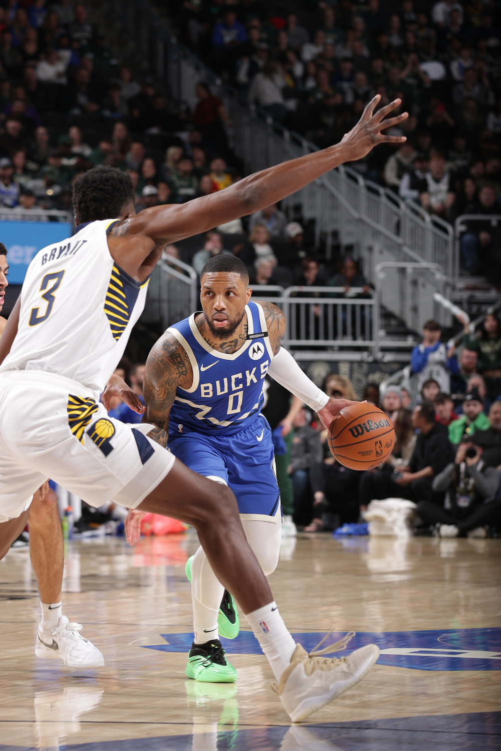 NBA常规赛雄鹿客场117-115力克步行者字母哥33+13+5献绝杀的简单介绍  第2张