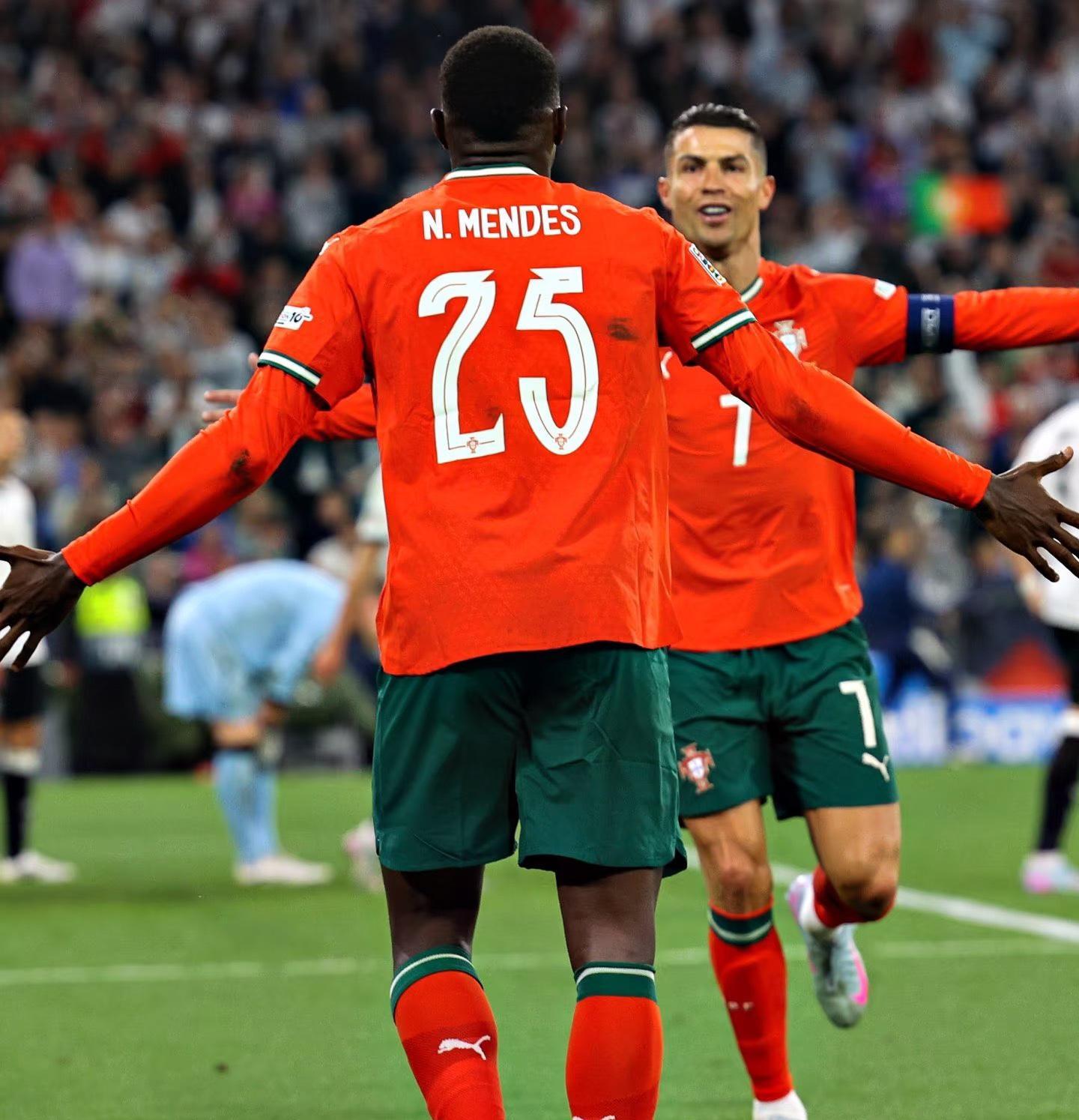 关于西班牙86-90不敌希腊队史首次无缘欧锦赛16强的信息