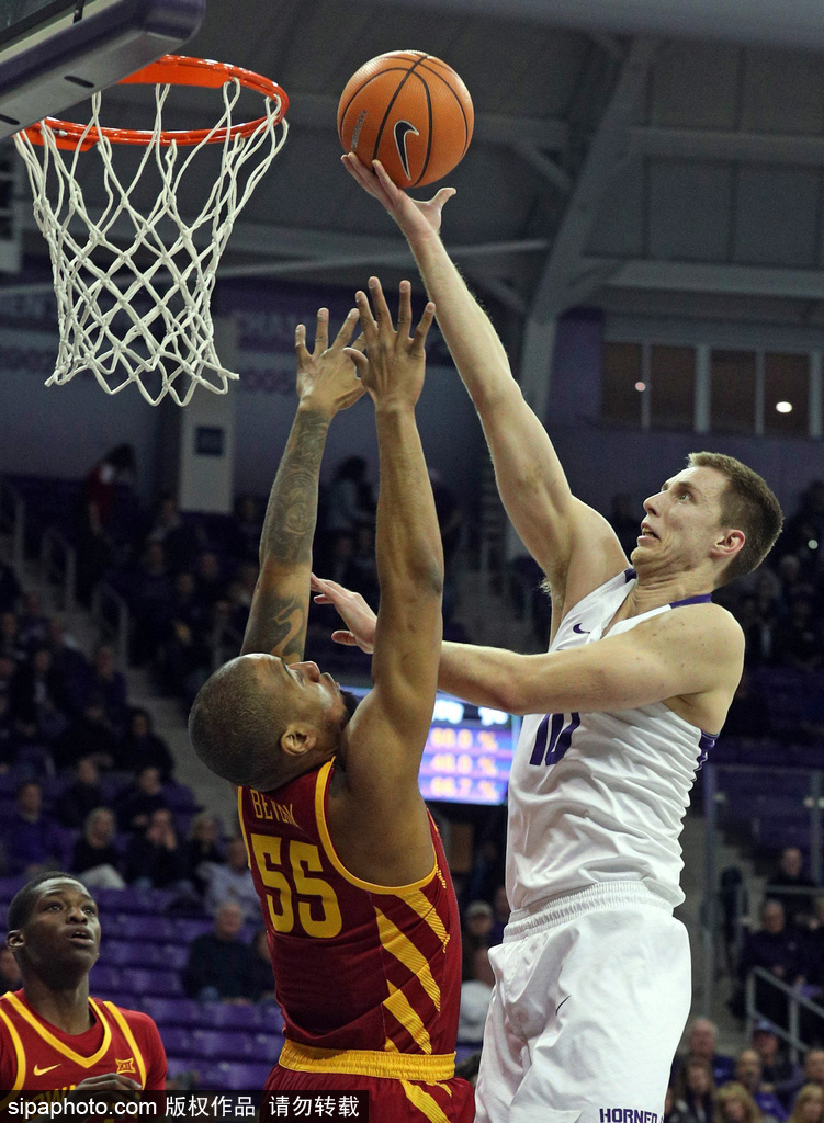 包含NCAA:南达科他州立大学VS犹他河谷大学的词条  第2张