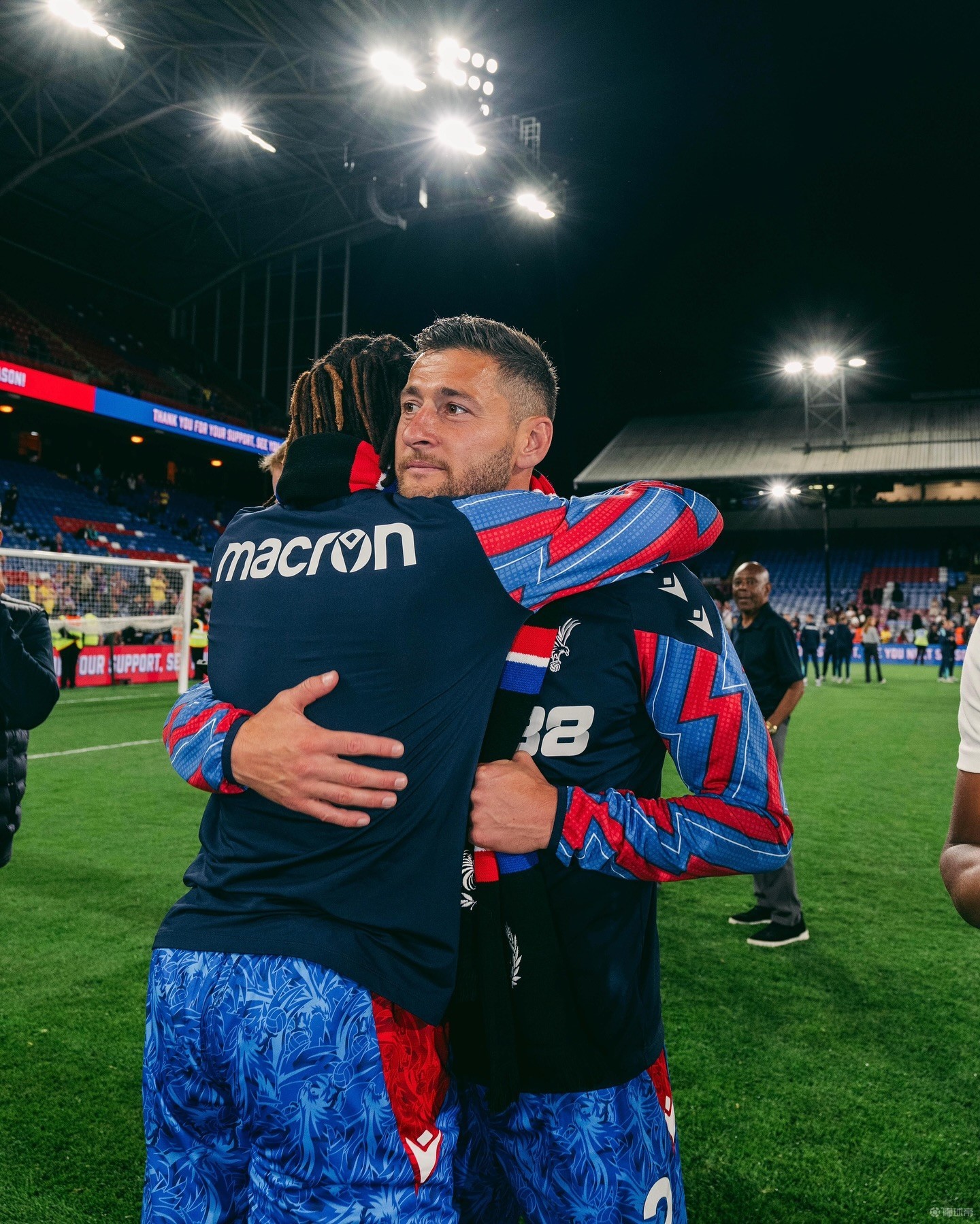 阿森纳将与水晶宫正式商谈埃泽转会球员是枪手下一个目标的简单介绍  第1张