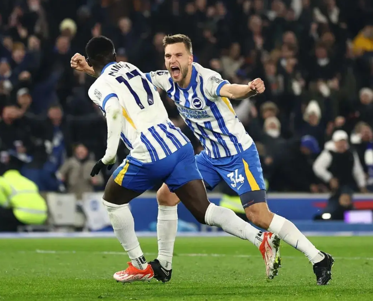 包含英乙：切尔滕纳姆VS布里斯托尔城流浪者的词条