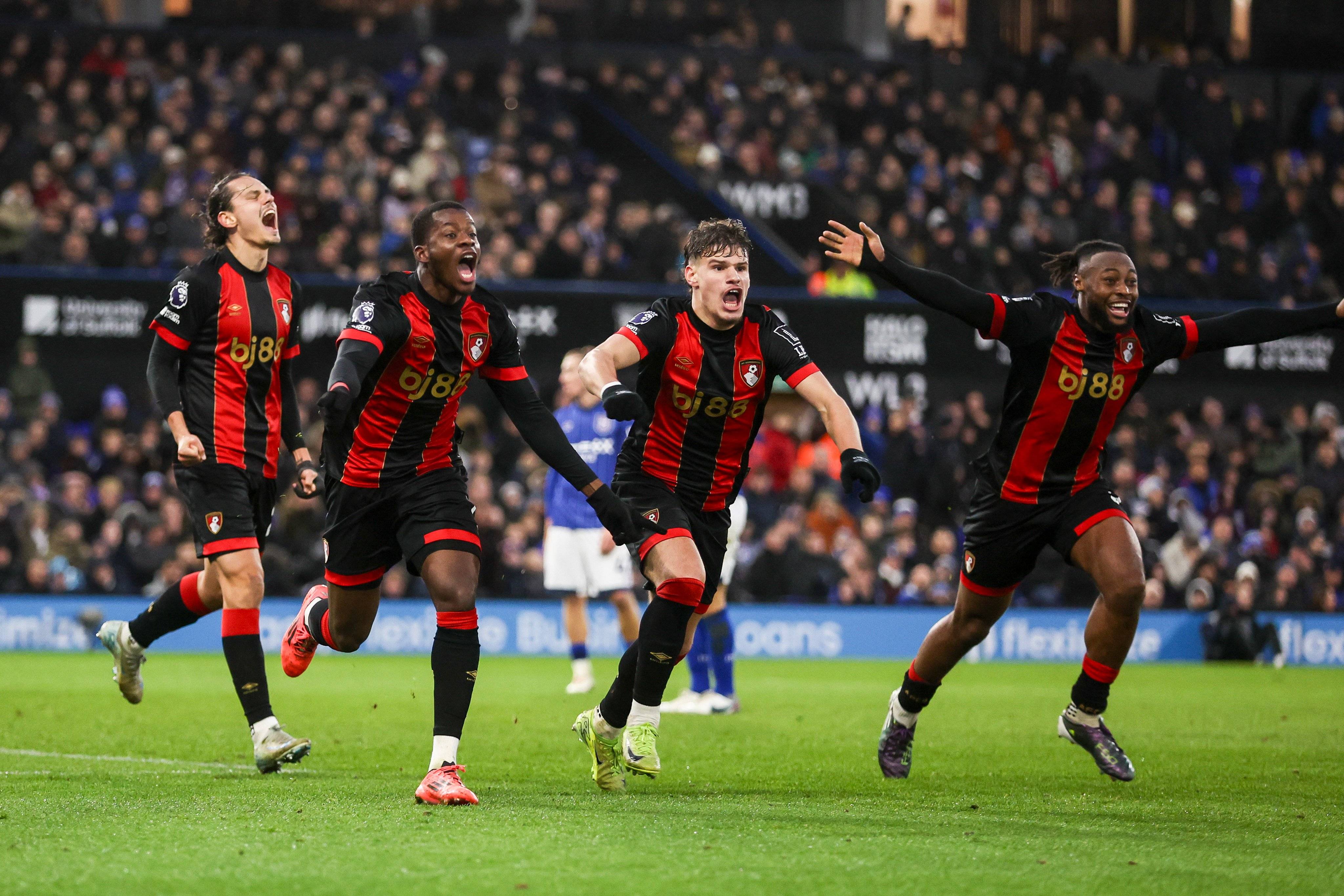 关于英超曼城3-1伯恩茅斯曼城升至第二的信息