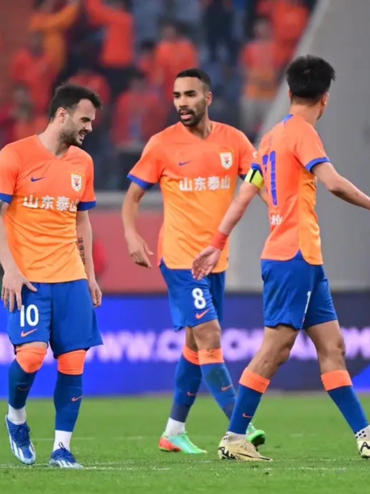 关于媒体点评中超争冠和保级形势申花突破40分大关的信息  第2张