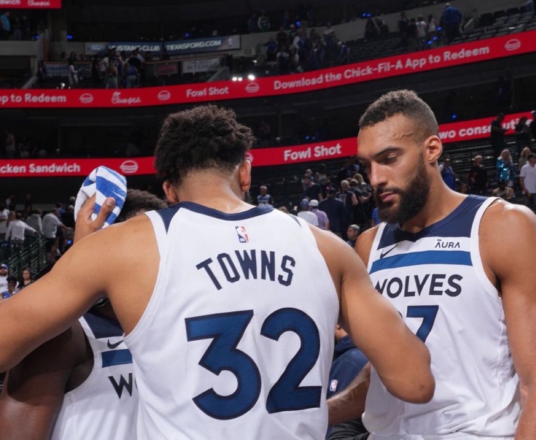 NBA-G:爱荷华狼队VS风城公牛的简单介绍  第2张