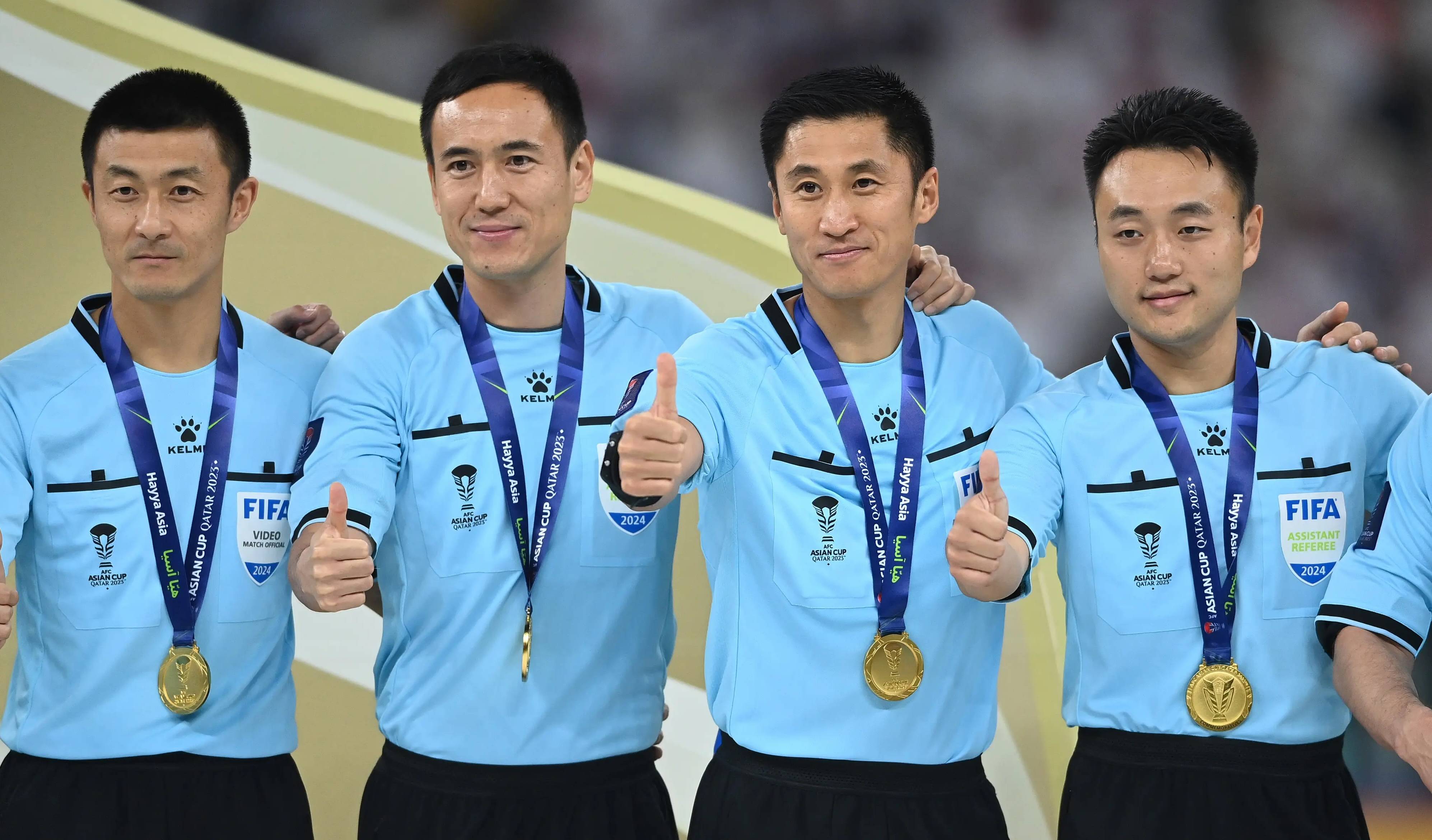 中国裁判亮相世俱杯马宁担任第四官员 第2张 中国裁判亮相世俱杯马宁担任第四官员 第2张