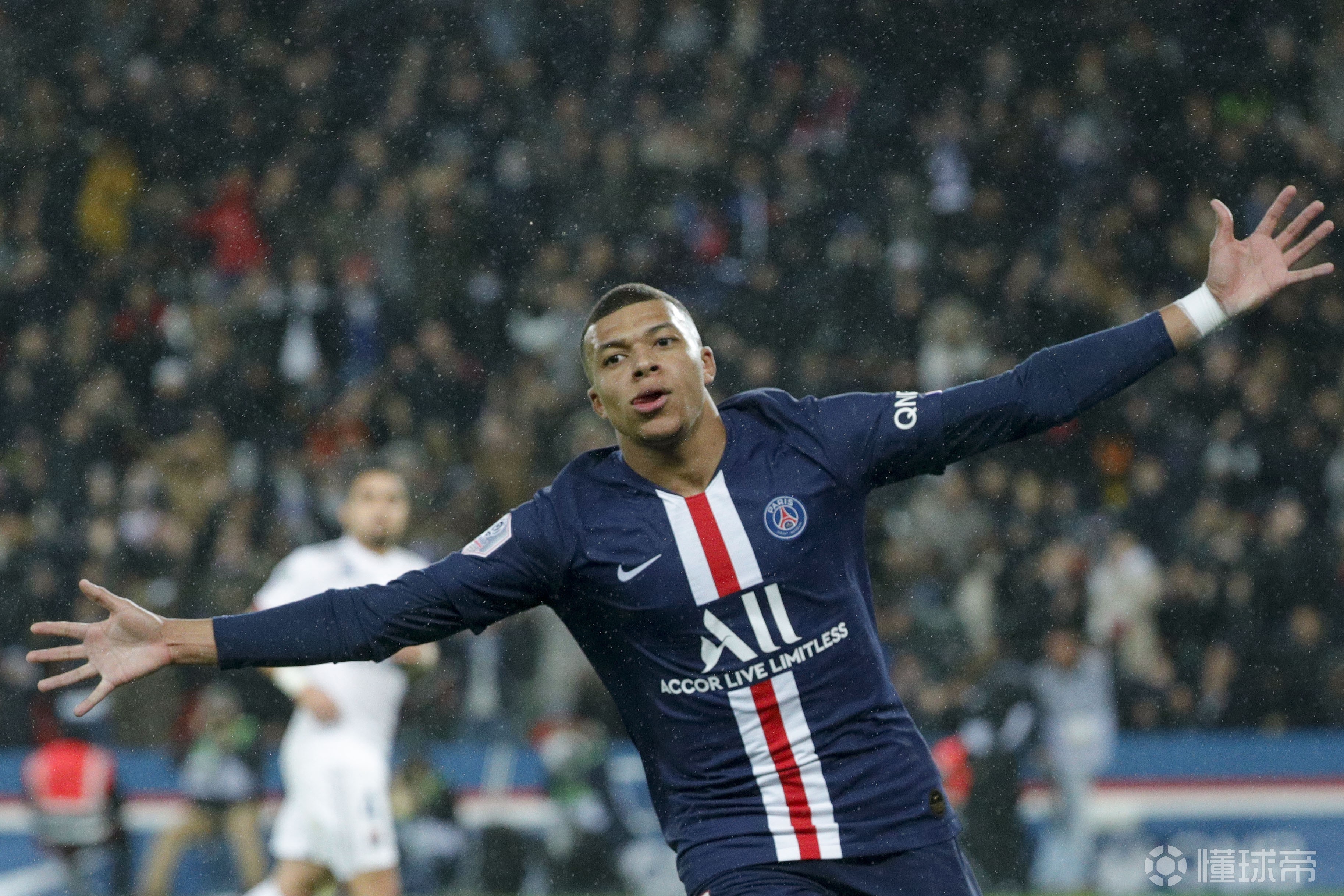 包含大巴黎在2025年攻入105球进攻力冠绝五大联赛的词条