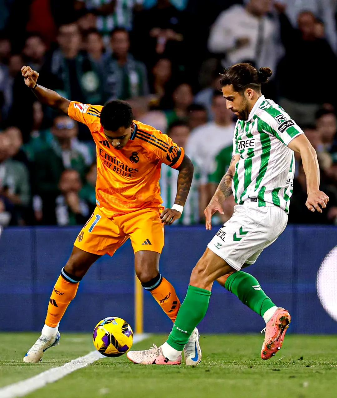 西乙：韦斯卡VS希洪竞技的简单介绍  第1张