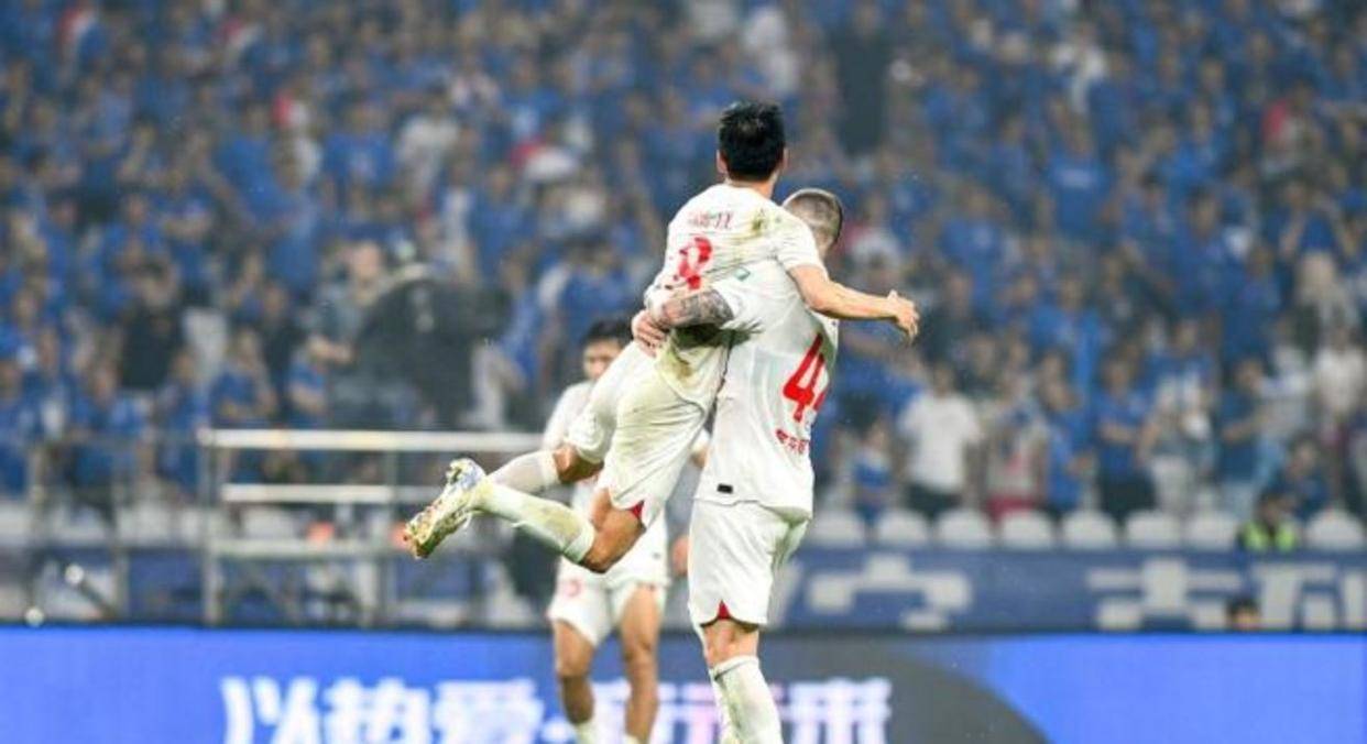 申花攻击火力大幅提升申花正朝着冠军目标稳步迈进的简单介绍