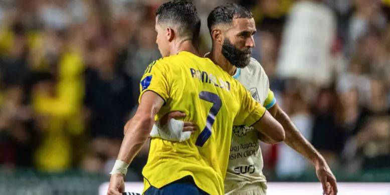 本泽马当选沙特联赛最佳球员29场比赛打进21球  第1张