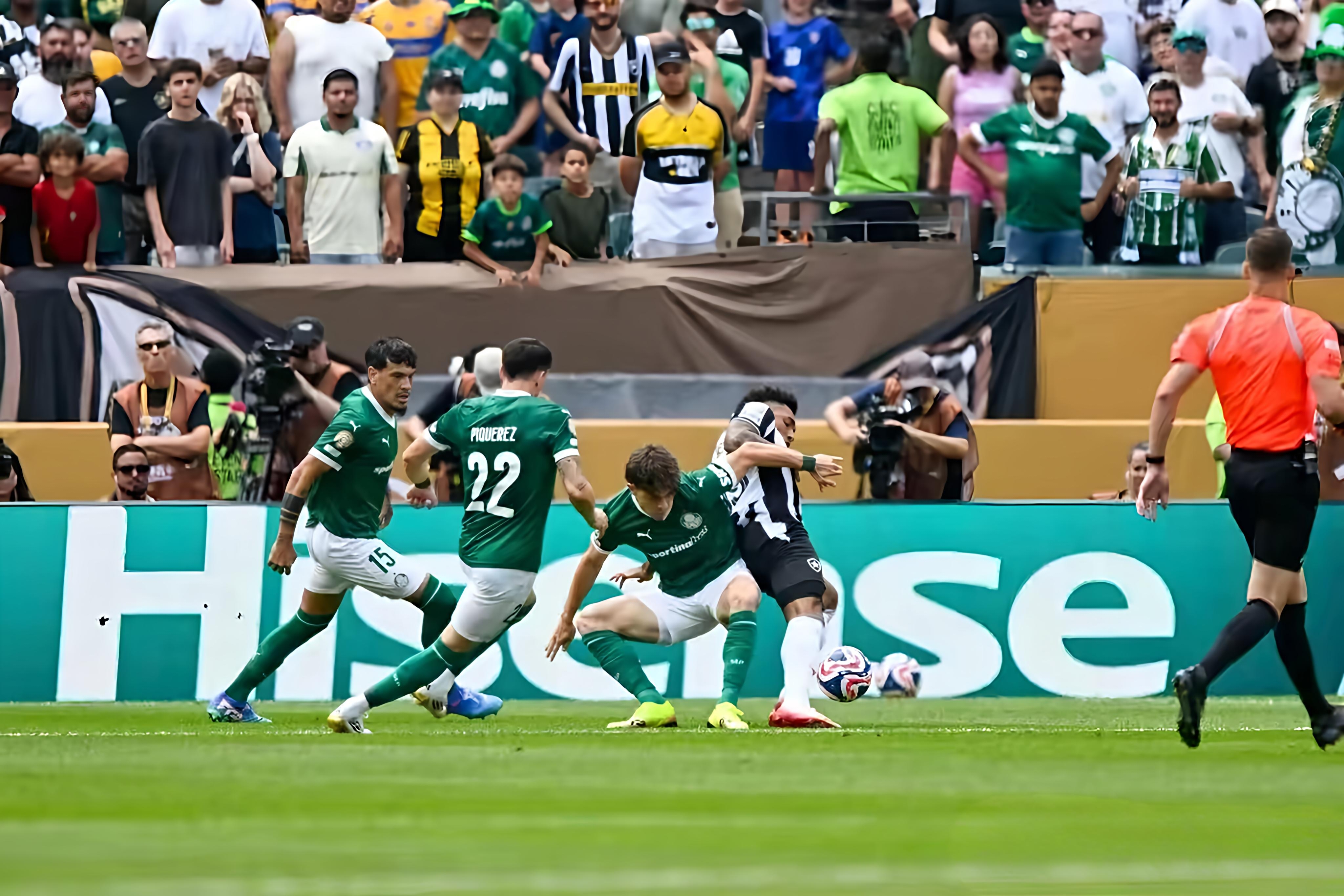 关于世俱杯最新赛况：十人皇马3-1帕丘卡皇马迎来首胜的信息  第1张