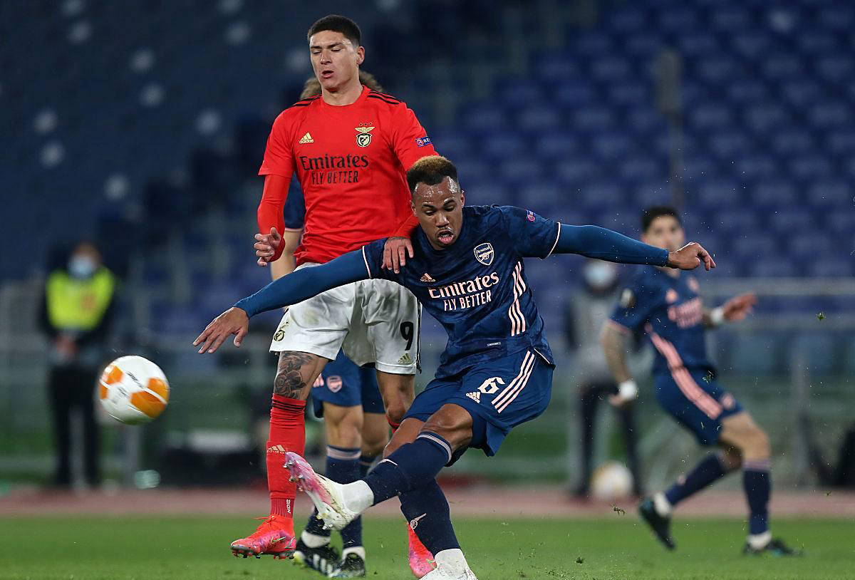 欧冠费内巴切0-0本菲卡费内巴切主场憾平的简单介绍