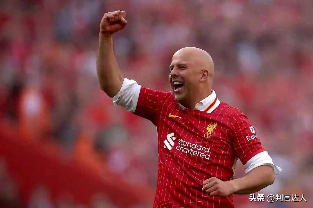 16岁恩古莫哈1年光速升利物浦一队补时绝杀纽卡的简单介绍  第2张