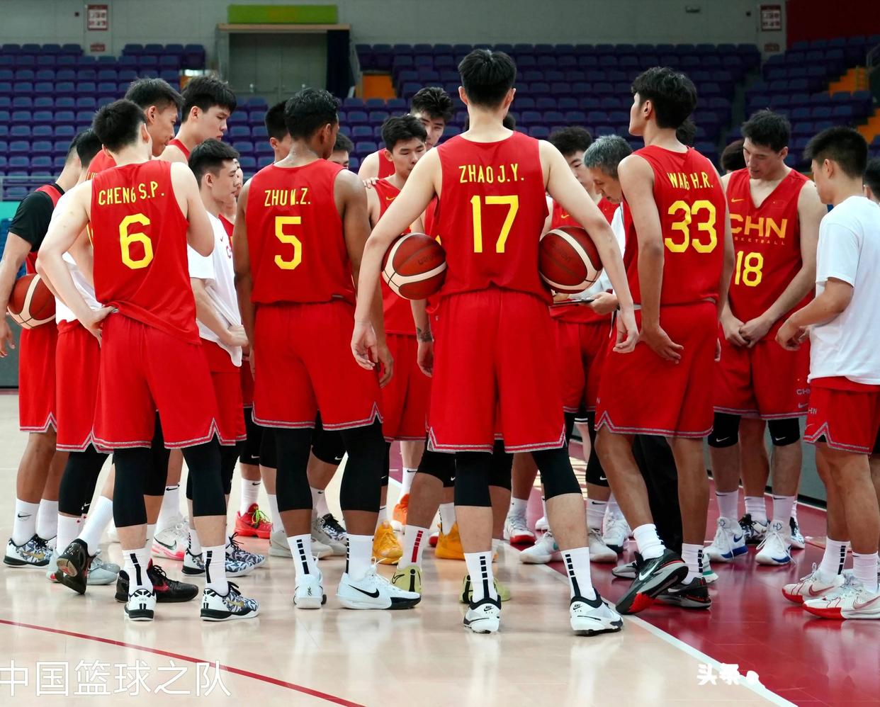 关于中国男篮31分大胜印度取2连胜全队合计6人得分上双的信息  第2张