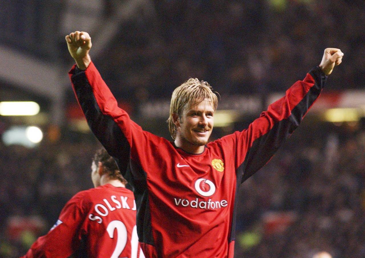 包含曼联官方祝贺贝克汉姆封爵曼联92青训代表人物的词条  第1张