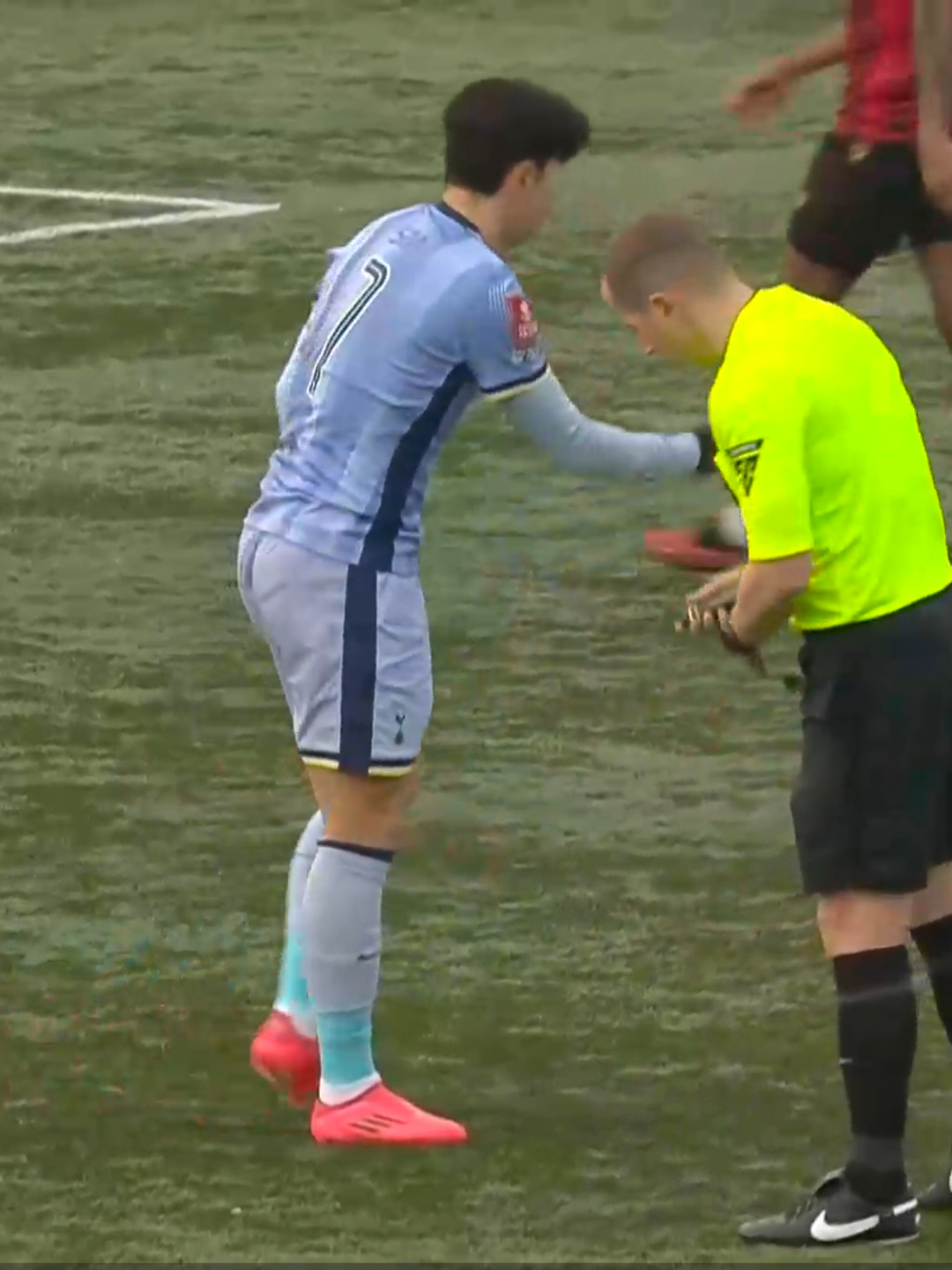 关于热刺有意罗宾逊球队希望补强边后卫位置的信息 第1张 关于热刺有意罗宾逊球队希望补强边后卫位置的信息 第1张