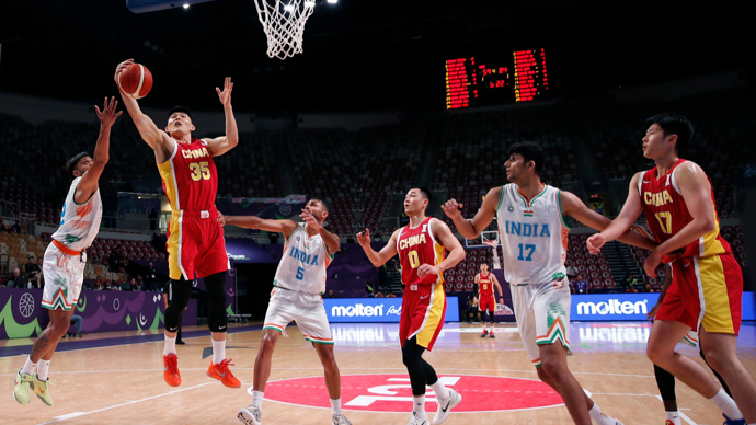 关于男篮亚洲杯中国男篮100-69印度男篮迎两连胜胡明轩17分胡金秋11+10的信息  第1张