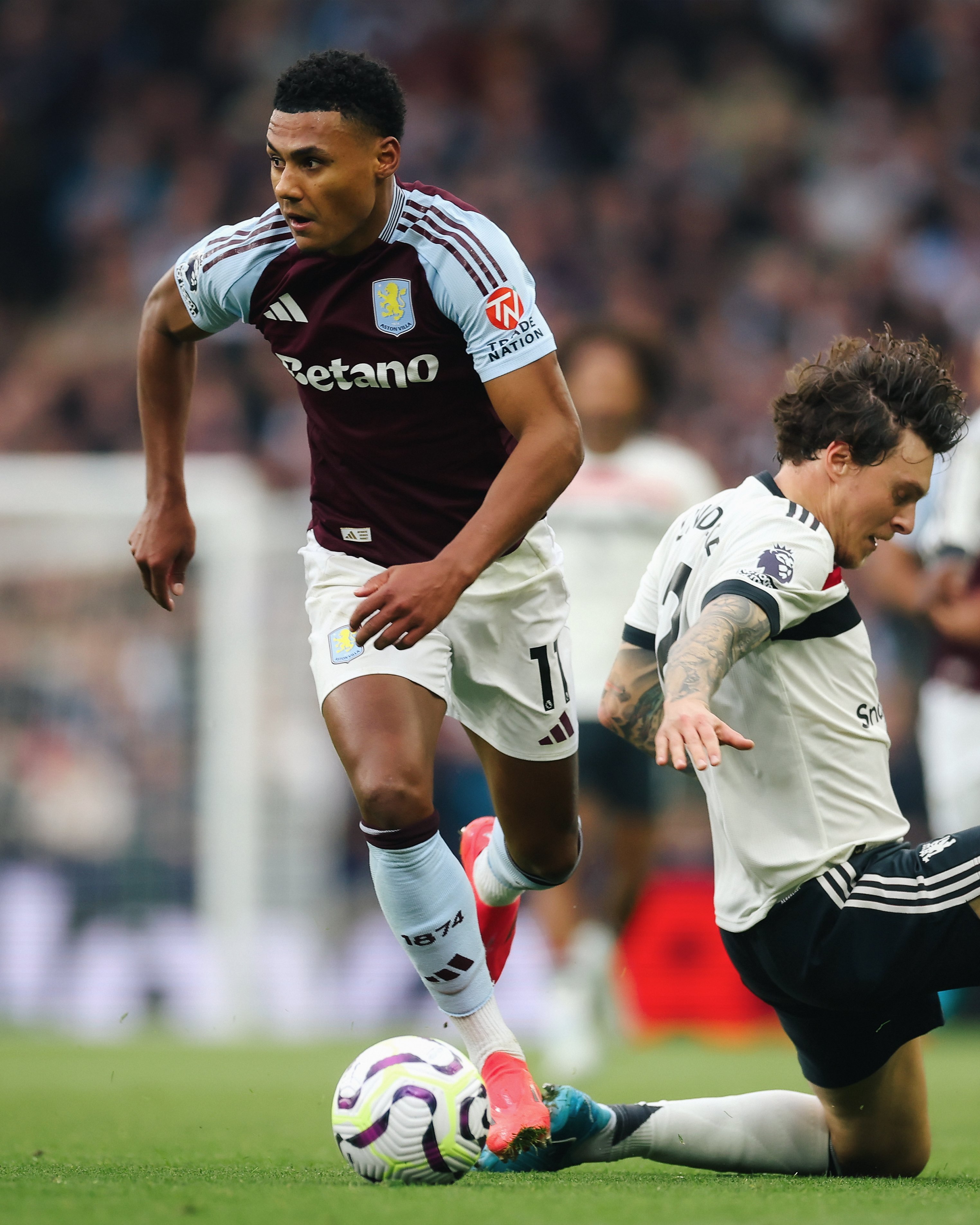 欧联杯阿斯顿维拉2-0特拉维夫马卡比维拉欧战主场全胜的简单介绍