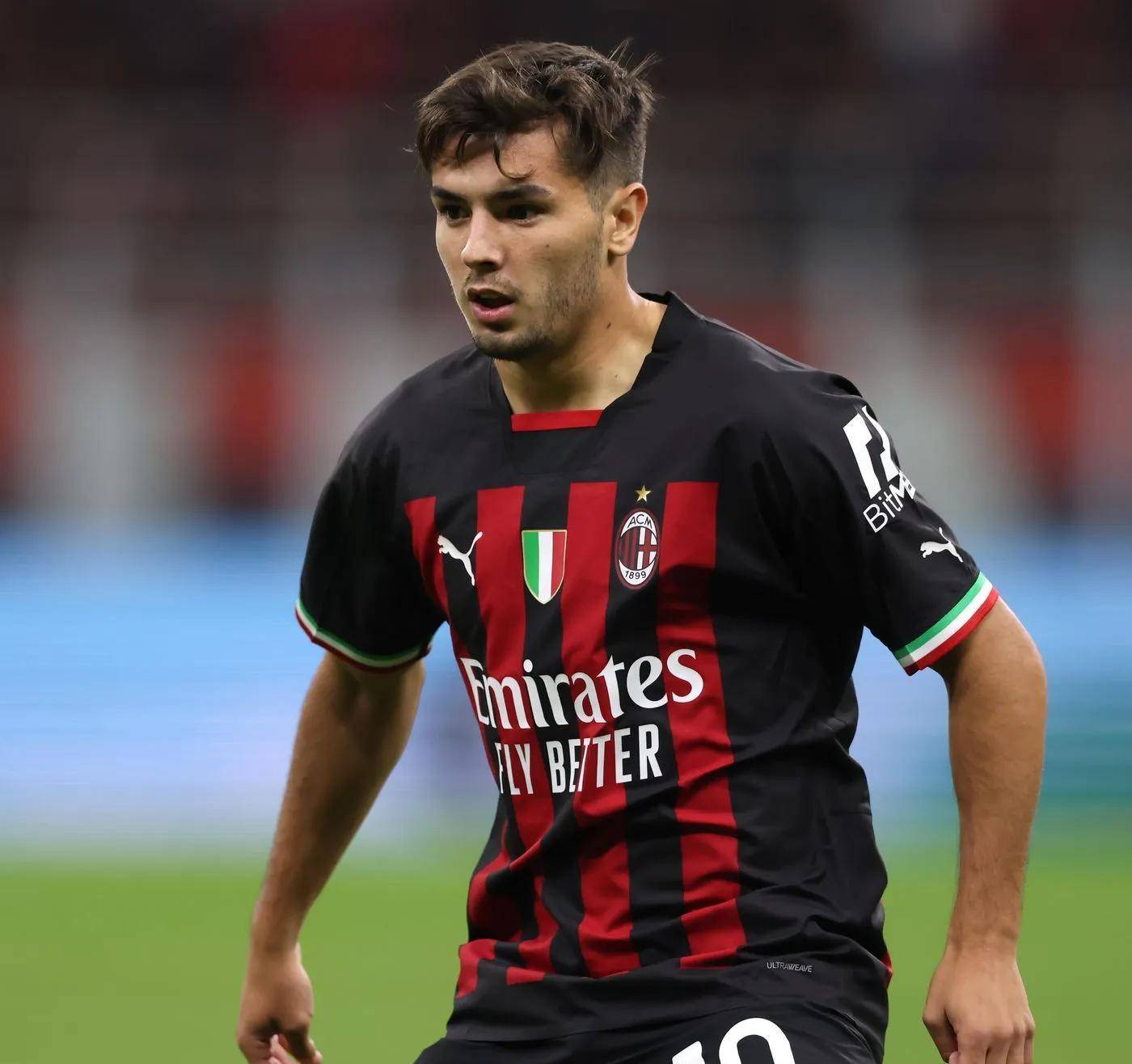 曝阿泰卡梅即将请求转会米兰米兰提高报价的简单介绍  第2张