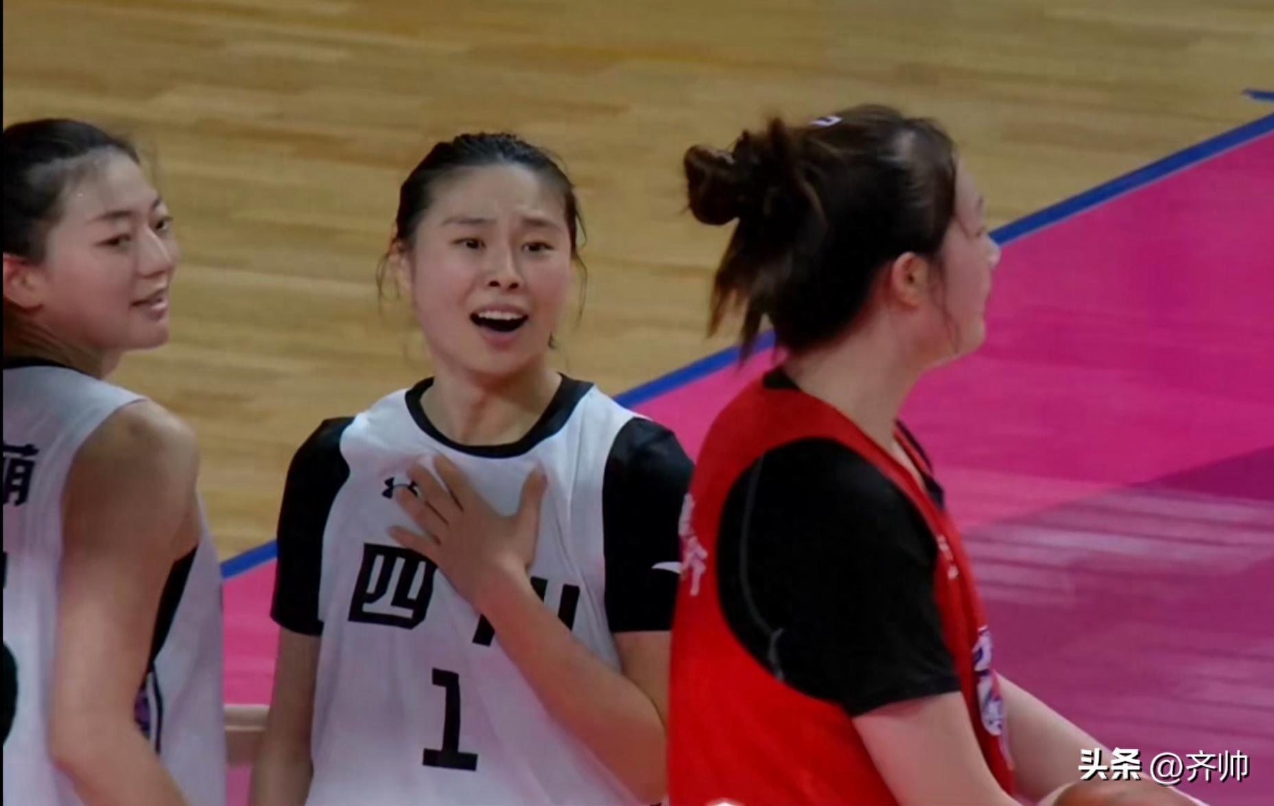 李梦王思雨缺席锦标赛四川女篮阵容豪华的简单介绍  第2张