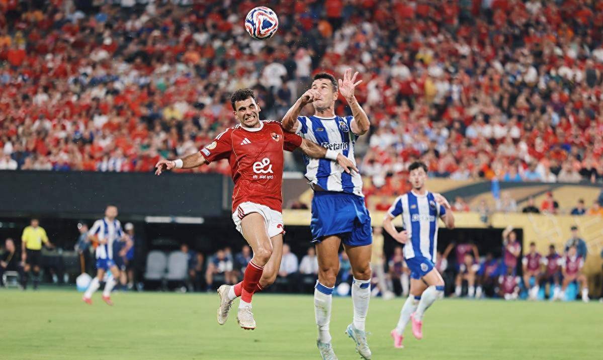 世俱杯草皮质量再引争议质疑美国硬件准备的简单介绍  第1张