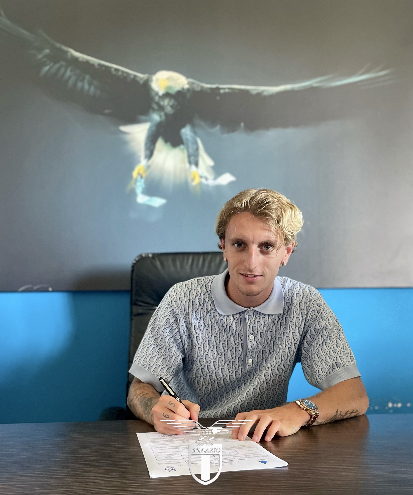 拉齐奥准备免签因西涅但拉齐奥因财政问题被禁止在今夏引援的简单介绍