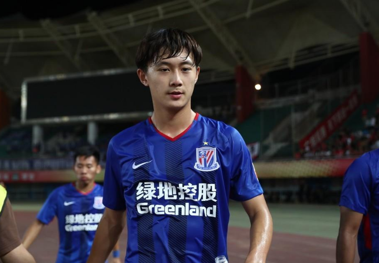 包含廖力生租借加盟深圳新鹏城租期半年的词条