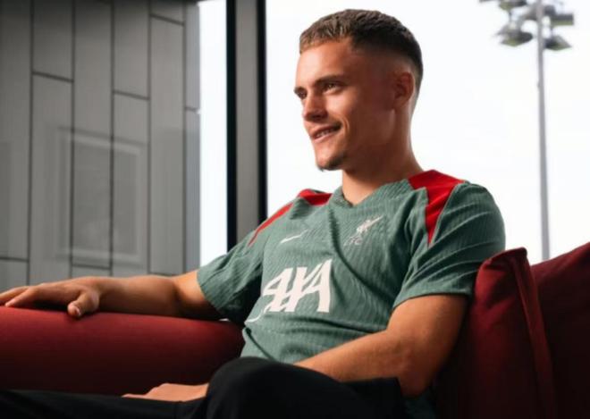 包含维尔茨已经抵达利物浦接受体检即将完成创纪录转会的词条  第2张