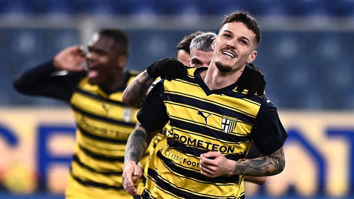 关于卡洛斯奎斯塔担任帕尔马主帅成为本世纪最年轻意甲教练的信息 第1张 关于卡洛斯奎斯塔担任帕尔马主帅成为本世纪最年轻意甲教练的信息 第1张