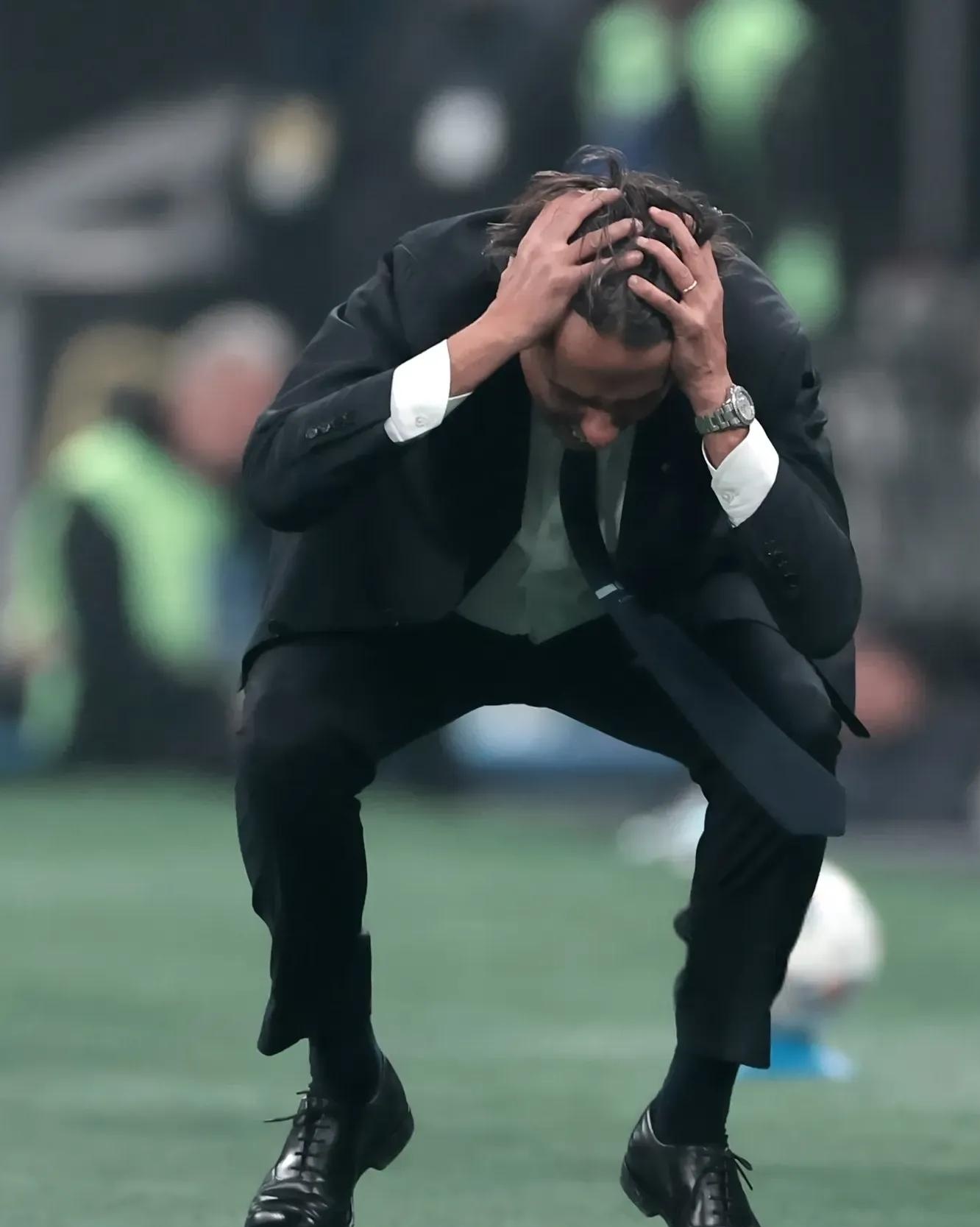 曝利雅得青年人有意米兰中场阿德利球员不在米兰计划之列的简单介绍