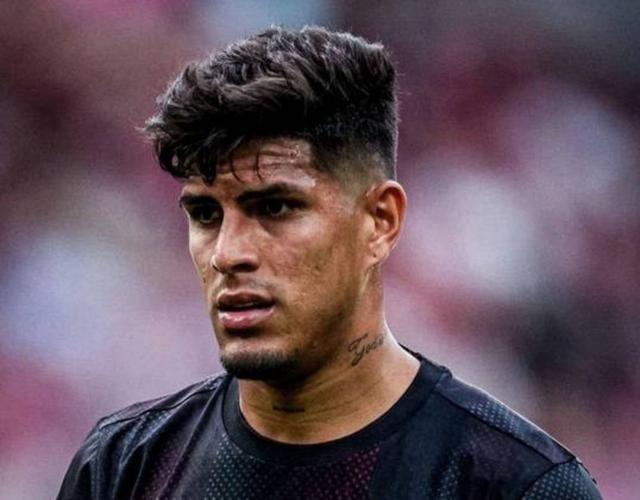 关于阿森纳官宣莫斯克拉球队迎来潜力后卫的信息  第1张