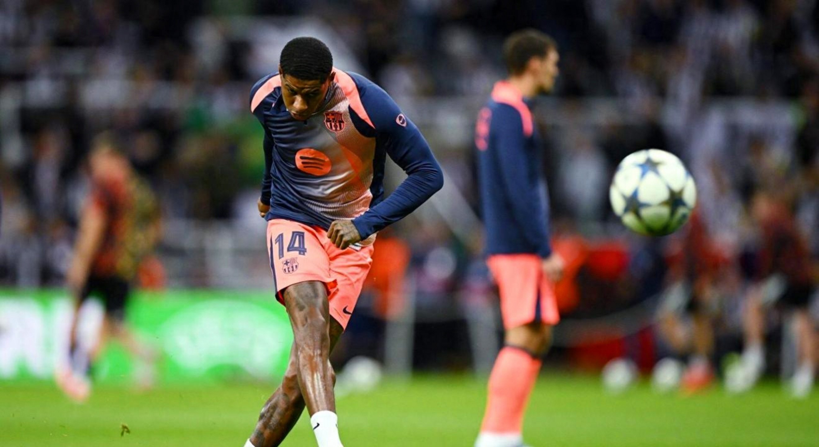 外媒：巴萨2019年时就想签拉什福德红魔要价过高的简单介绍